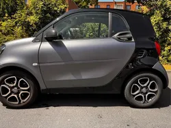 Grau Gebraucht 2019 Smart ForTwo Coupé Kleinwagen | 13.400 €