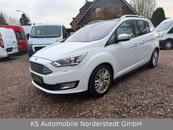 Weiß Gebraucht 2016 Ford Grand C-Max Titanium Van / Kleinbus | 11.900 € (Fairer Preis)