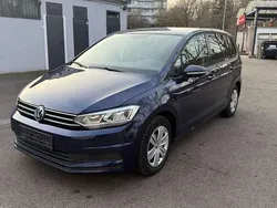 Gebraucht 2017 VW Touran Sound Van / Kleinbus | 15.000 € (Teuer)