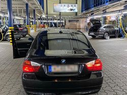 Schwarz Gebraucht 2007 BMW 320 Limousine | 1.900 € (Superpreis)