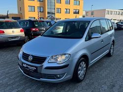 Silber Gebraucht 2007 VW Touran Conceptline Van / Kleinbus | 2.600 € (Fairer Preis)
