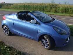 Blau Gebraucht 2013 Renault Wind Kleinwagen | 6.900 € (Etwas zu teuer)