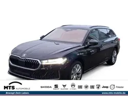 Ebony schwarz metallic Neu 2025 Skoda Superb Selection Kombi | 41.450 € (Fairer Preis)