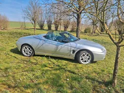 Silber Gebraucht 2004 Alfa Romeo Spider Cabrio | 5.100 € (Fairer Preis)