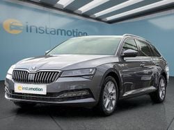 Grau Gebraucht 2024 Skoda Superb Kombi | 34.299 € (Guter Preis)