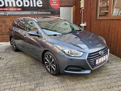 Grau Gebraucht 2016 Hyundai i40 Style Kombi | 13.980 € (Fairer Preis)