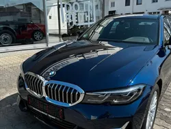 Blau Gebraucht 2022 BMW 320 Luxury Line Kombi | 33.500 € (Fairer Preis)
