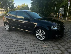 Schwarz Gebraucht 2011 Audi A3 Ambition Limousine | 9.000 €