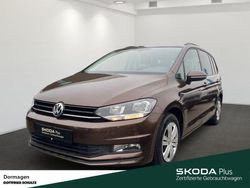 Braun Gebraucht 2017 VW Touran Allstar Van / Kleinbus | 18.370 € (Etwas zu teuer)