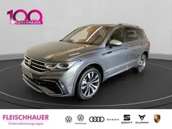 Grau Gebraucht 2023 VW Tiguan Allspace R-line SUV | 45.590 € (Teuer)