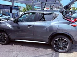 Grau Gebraucht 2016 Nissan Juke SUV | 11.000 €