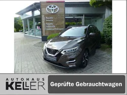 Brown m Gebraucht 2017 Nissan Qashqai Tekna SUV | 16.490 € (Fairer Preis)