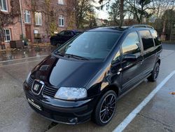 Schwarz Gebraucht 2009 Seat Alhambra Reference Van / Kleinbus | 8.900 €