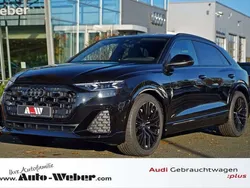Grau Gebraucht 2024 Audi Q8 S-Line SUV | 95.900 € (Teuer)