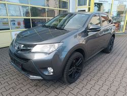 Grau Gebraucht 2013 Toyota RAV4 Edition SUV | 12.850 € (Etwas zu teuer)
