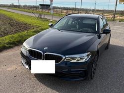 Blau Gebraucht 2018 BMW 520 Sport Line Kombi | 24.500 € (Etwas zu teuer)