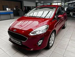 Ruby rot met. Gebraucht 2020 Ford Fiesta Cool & Connect Kleinwagen | 13.950 € (Fairer Preis)