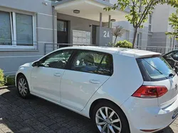 Weiß Gebraucht 2014 VW Golf VII Highline Limousine | 11.200 € (Fairer Preis)