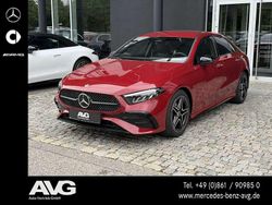 Rot Gebraucht 2025 Mercedes A200 AMG Limousine | 39.900 €