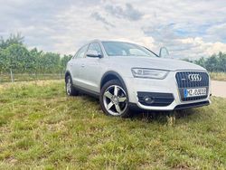 Silber Gebraucht 2012 Audi Q3 Sport SUV | 17.300 € (Etwas zu teuer)