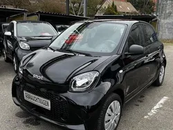 Schwarz Gebraucht 2021 Smart ForFour Electric Drive Kleinwagen | 8.290 € (Guter Preis)