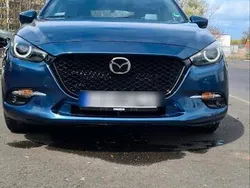 Blau Gebraucht 2018 Mazda 3 Touring Limousine | 11.000 €