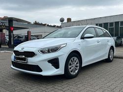 Weiß Gebraucht 2020 Kia Ceed Sportswagon Kombi | 10.500 € (Superpreis)