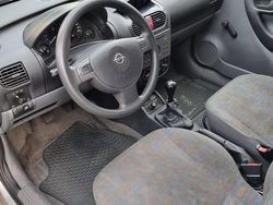 Silber Gebraucht 2001 Opel Corsa Kleinwagen | 999 €