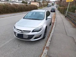 Silber Gebraucht 2025 Opel Astra Kombi | 7.499 €