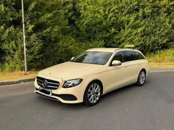 Beige Gebraucht 2019 Mercedes E200 Kombi | 19.999 €