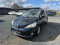Schwarz Gebraucht 2014 Toyota Verso Life Van / Kleinbus | 3.200 € (Superpreis)