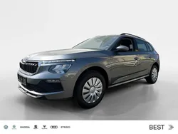 Graphitegrau metallic Neu 2025 Skoda Kamiq Essence SUV | 24.290 € (Fairer Preis)