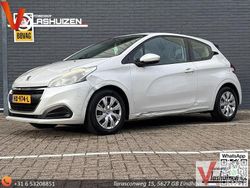 Weiß Gebraucht 2016 Peugeot 208 Active Kleinwagen | 2.850 € (Fairer Preis)