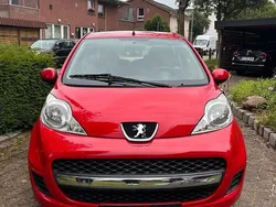 Rot Gebraucht 2011 Peugeot 107 Filou Kleinwagen | 4.600 € (Fairer Preis)