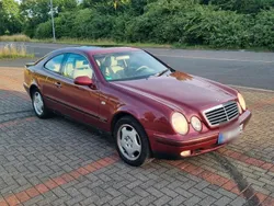 Rot Gebraucht 1999 Mercedes CLK200 Coupé | 5.000 € (Fairer Preis)