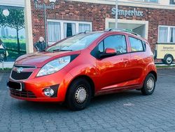 Orange Gebraucht 2010 Chevrolet Spark LS Kleinwagen | 2.999 € (Fairer Preis)