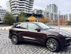 Braun Gebraucht 2016 Porsche Cayenne Platinum Edition SUV | 35.000 € (Etwas zu teuer)