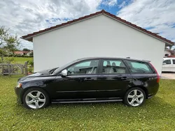 Schwarz Gebraucht 2011 Volvo V50 R-Design Kombi | 3.999 € (Fairer Preis)