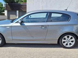 Silber Gebraucht 2009 BMW 118 Kleinwagen | 4.900 € (Fairer Preis)