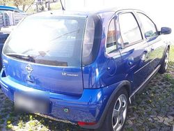 Blau Gebraucht 2005 Opel Corsa Limousine | 849 €
