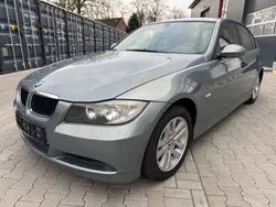 Blau Gebraucht 2005 BMW 320 Limousine | 3.500 € (Fairer Preis)