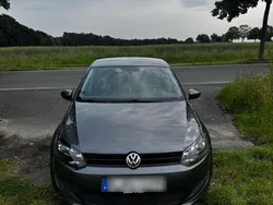 Grau Gebraucht 2009 VW Polo Trendline Kleinwagen | 4.400 € (Teuer)