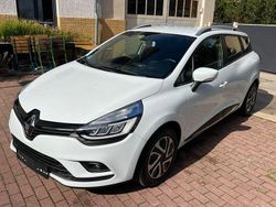 Weiß Gebraucht 2019 Renault Clio IV Intens Limousine | 7.900 € (Guter Preis)