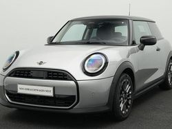 Grau Gebraucht 2024 Mini Cooper Classic Kleinwagen | 25.779 € (Fairer Preis)