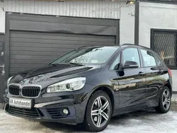 Schwarz ii Gebraucht 2016 BMW 220 Active Tourer Sport Line Van / Kleinbus | 11.690 € (Fairer Preis)