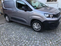 Grau Gebraucht 2019 Peugeot Partner Van / Kleinbus | 12.600 € (Guter Preis)