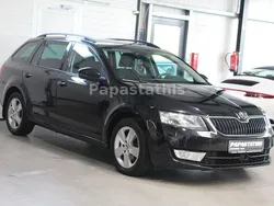 Schwarz Gebraucht 2017 Skoda Octavia Ambition Kombi | 7.990 € (Guter Preis)