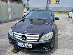 Schwarz Gebraucht 2009 Mercedes C230 Avantgarde Kombi | 6.350 € (Fairer Preis)