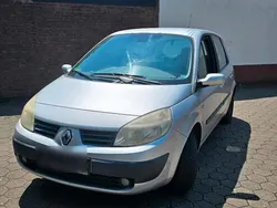 Silber Gebraucht 2005 Renault Scénic II Van / Kleinbus | 1.600 € (Fairer Preis)