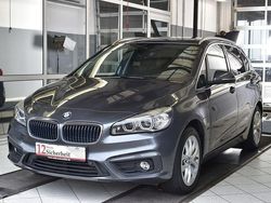 Grau Gebraucht 2017 BMW 225 Active Tourer Advantage Van / Kleinbus | 16.300 € (Fairer Preis)